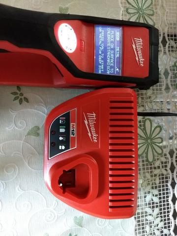 Detector A Bateria Sub Scanner 12v Milwaukee 2291-159 -220 V - Foto 6
