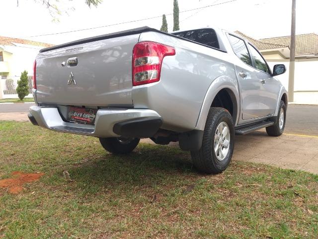 L200 Triton 3.2 HPE Sport Aut. 4x4 Diesel - 2018 - Foto 14