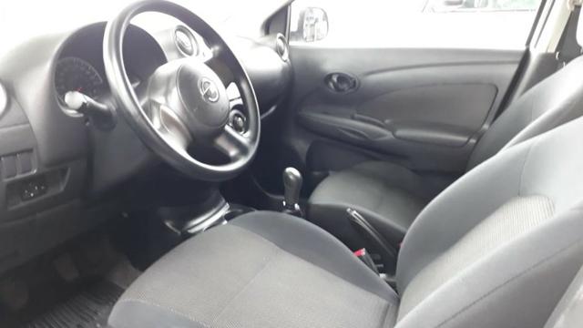 Nissan versa 2013 - Foto 4