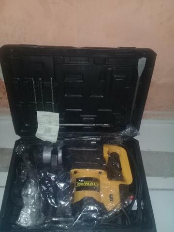 Martelete gsh 5 profissional dewalt - Foto 3