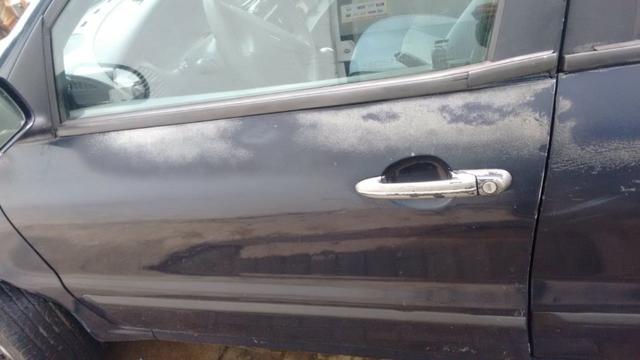Porta dianteira esquerda Fiat Marea, lisa sem acessórios