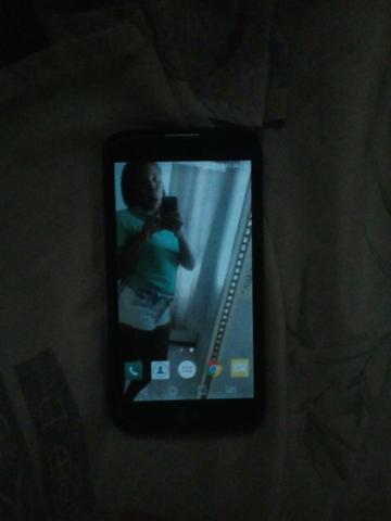 Vendo ou troco k 10 tela trincada mais nao intefere em nada - Foto 2