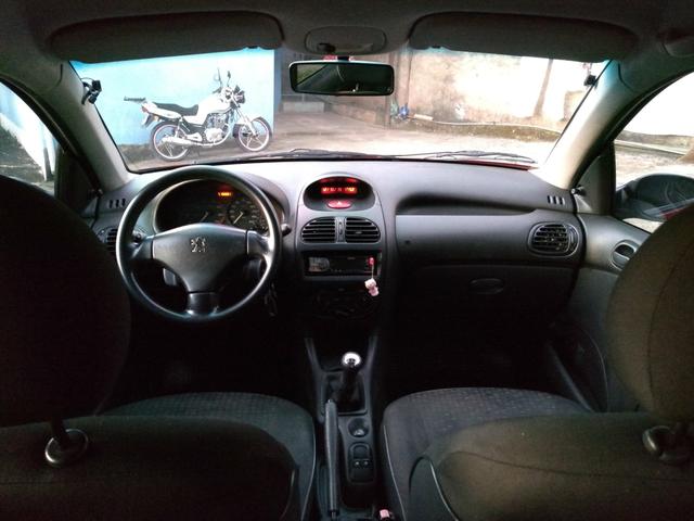 Peugeot 206 ano 2007 1.4 flex com manual nota fiscal de fábrica e chave reserva - Foto 11