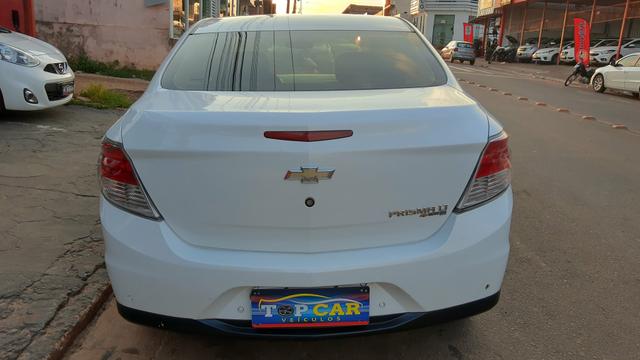 Prisma lt motor 1.0 ano 2014 - Foto 8