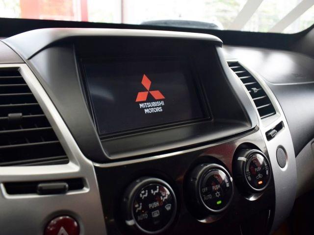 Pajero Dakar HPE 3.2 180 CV - Diesel 4x4 ( Blindado ) 2017 - Foto 11