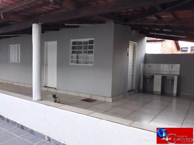 Chácara com mina d'água, tanque para peixes, casa, varanda, chuurrasqueira - Foto 2