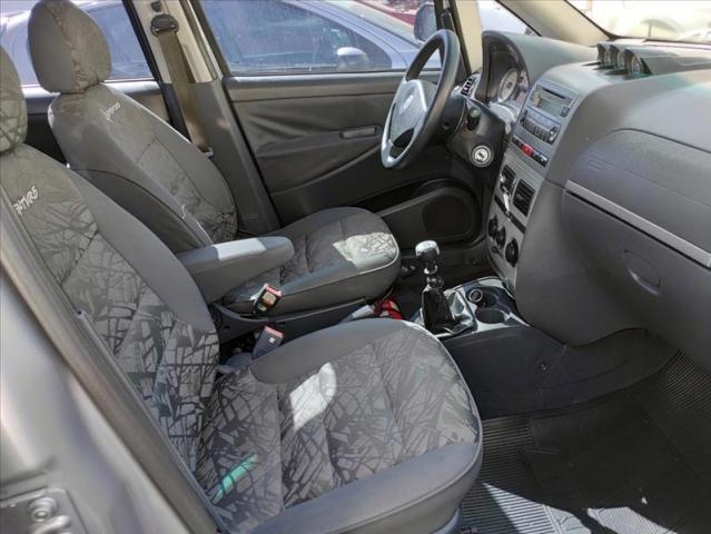 Fiat Idea 1.8 Mpi Adventure 16v - Foto 7