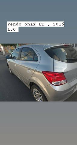 Onix LT ,2015 1.0 em perfeito estado - Foto 3