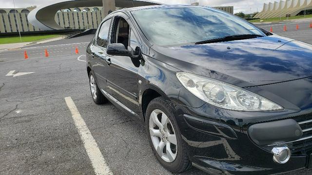 Peugeot 307 Sedan Presence Pack 2008 1.6 16v
