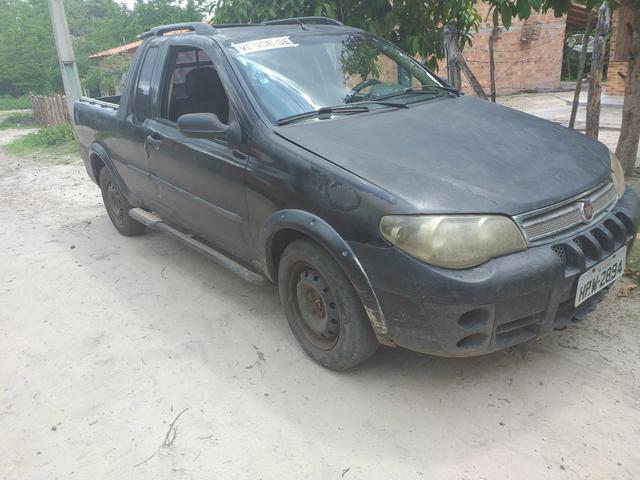 Fiat Strada 2005 - Foto 2