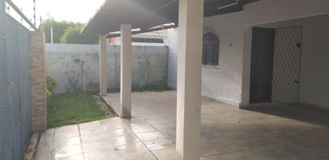 Casa em ponta negra