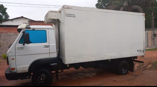 VENDO CAMINHÃO 8-150 DELIVERY
