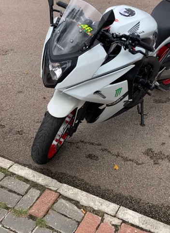 HONDA CBR650F
