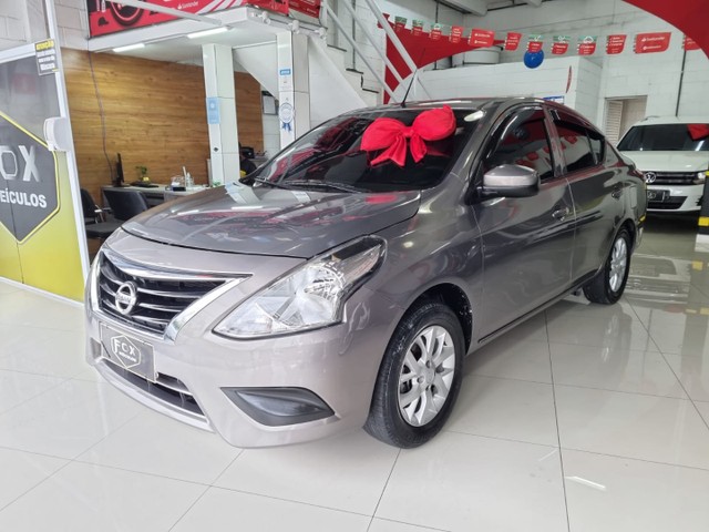 NISSAN VERSA COMPLETO 2019  FINANCIO ATÉ 48X 