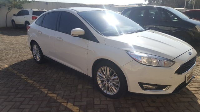 FOCUS SEDAN 2018 AUT IMPECÁVEL