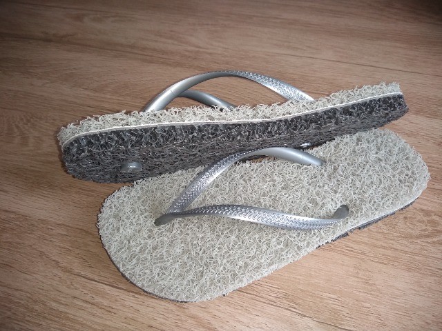 Chinelo de capacho massageador e antiderrapante - Foto 2