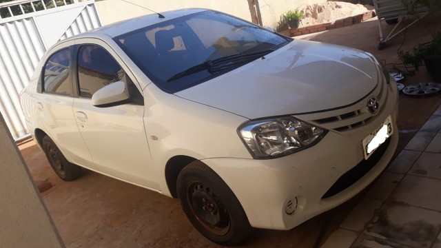 ETIOS SEDAN PERFEITO ESTADO