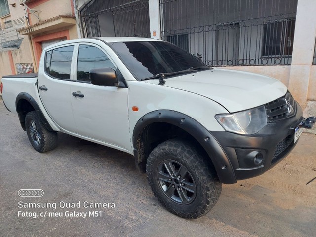 L200 TRITON 4X4 MANUAL