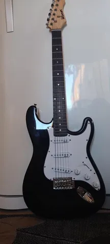 Guitarra Winner Stratocaster