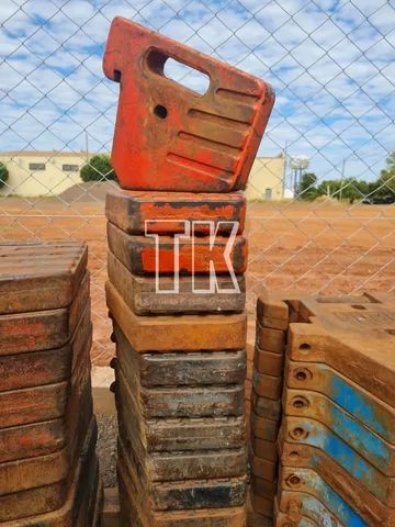 cod.873 - Peso Dianteiro para Massey Ferguson 265 a 296 - TK Tratores Nova Andradina - MS  - Foto 2