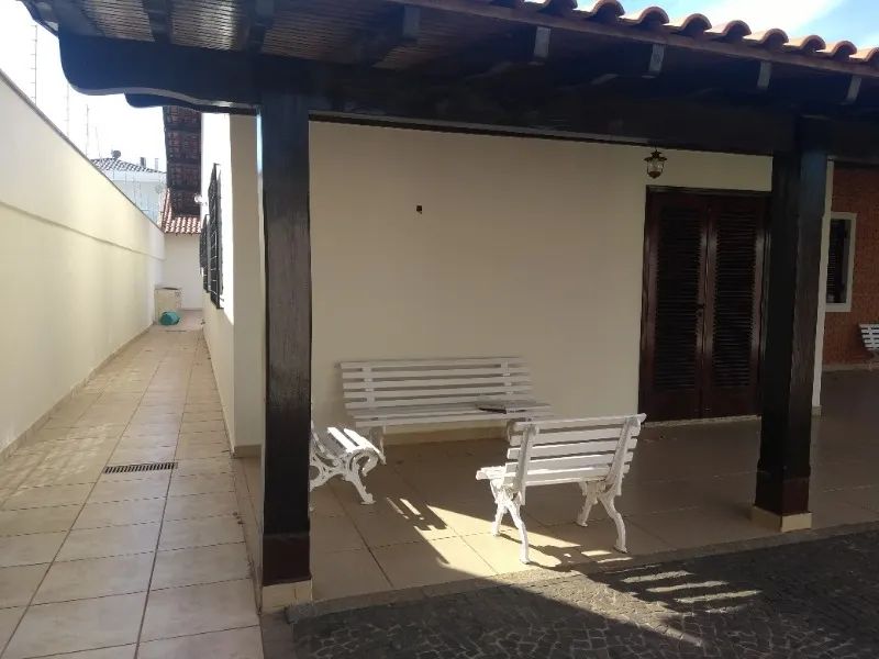 Venda de Casas / Padrão na cidade de Rio Claro - Foto 2