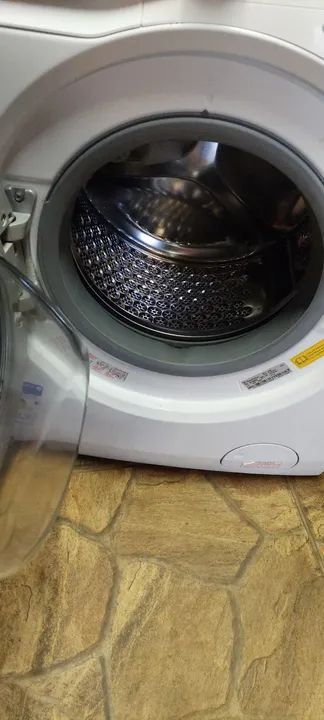 Lava e seca Eletrolux 8 kilos - Foto 2