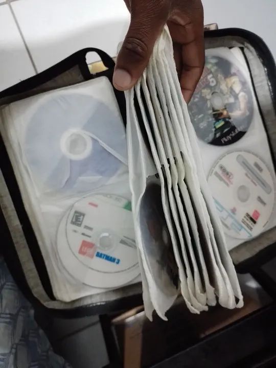 Título: Maleta com Jogos de PS2 e Xbox 360 - 83 Jogos no Total - Foto 2