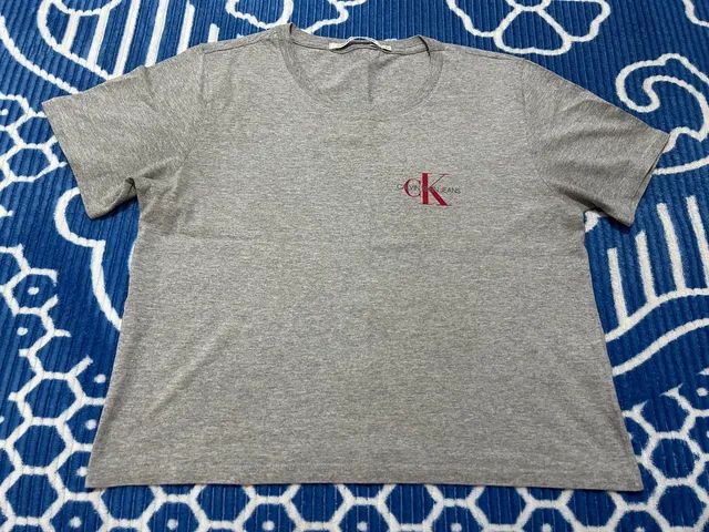 Blusa Calvin Klein original  - Foto 4