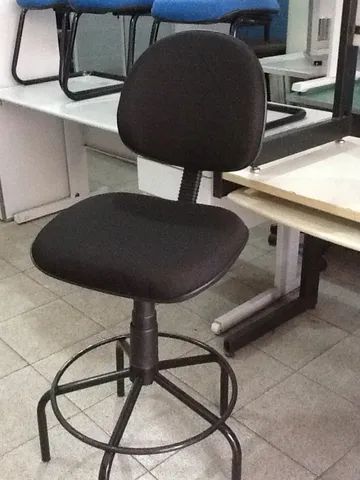 cadeira caixa alta a partir de 350,00