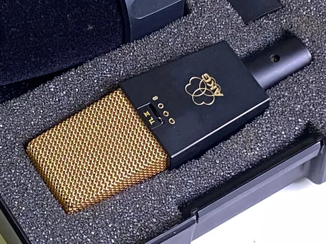 Microfone Condensador AKG C414 B-ULS (formidável)