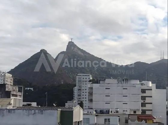 Flamengo | Cobertura 3 quartos, sendo 1 suite