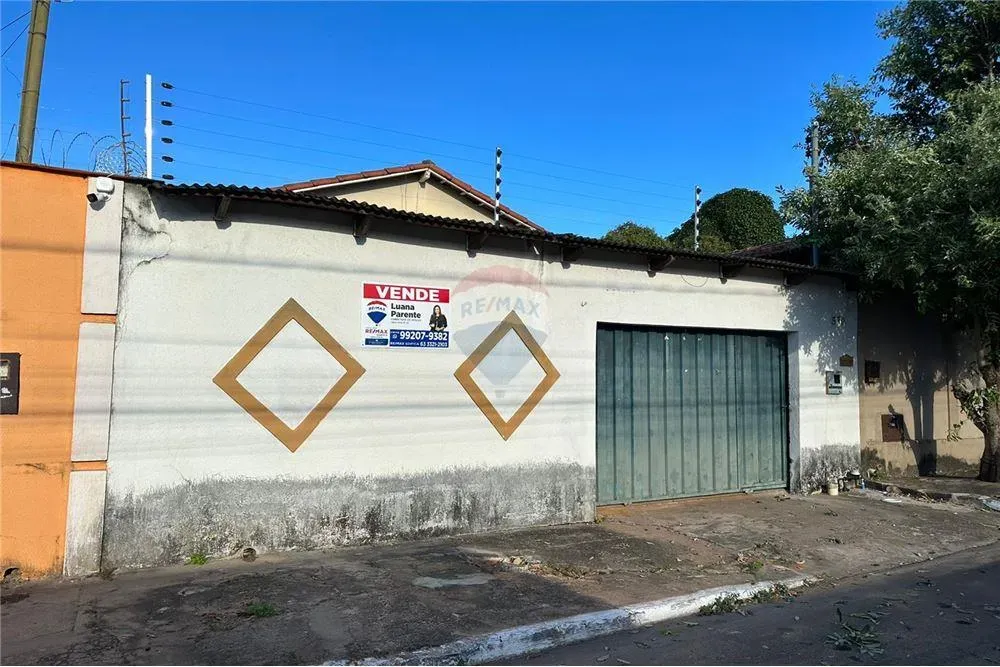 CASA A VENDA NO BAIRRO SÃO JOÃO EM ARAGUAÍNA TO.