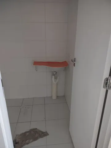 Pia do banheiro nova