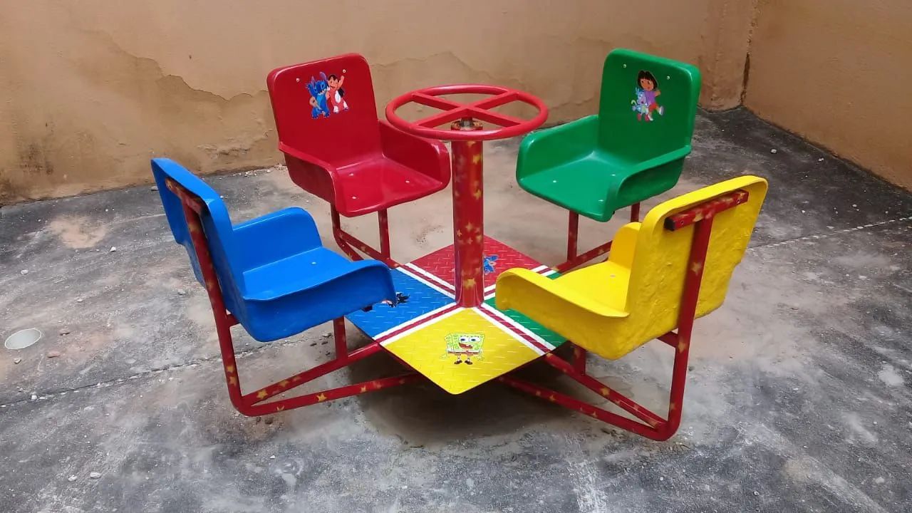 Kit com 03 brinquedos