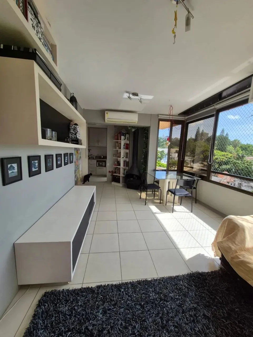 Excelente apartamento na parte alta do Bairro Menino Deus
