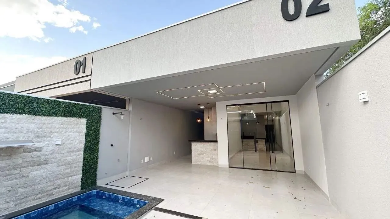 CASA NOVA NA QUADRA 505 SUL(ARSO 52) COM 3 SUÍTES COM ÁREA GOURMET COMPLETA COM CHURRASQUE