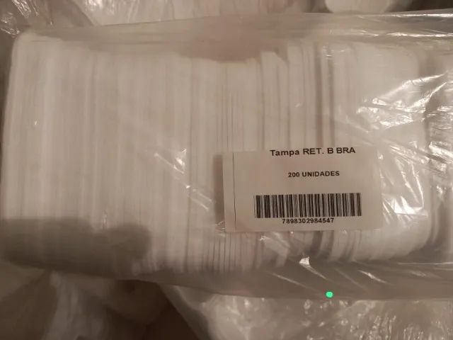 Bandeja Retangular branca - tipo B 18 X 24. Pacote com 200 unidades.