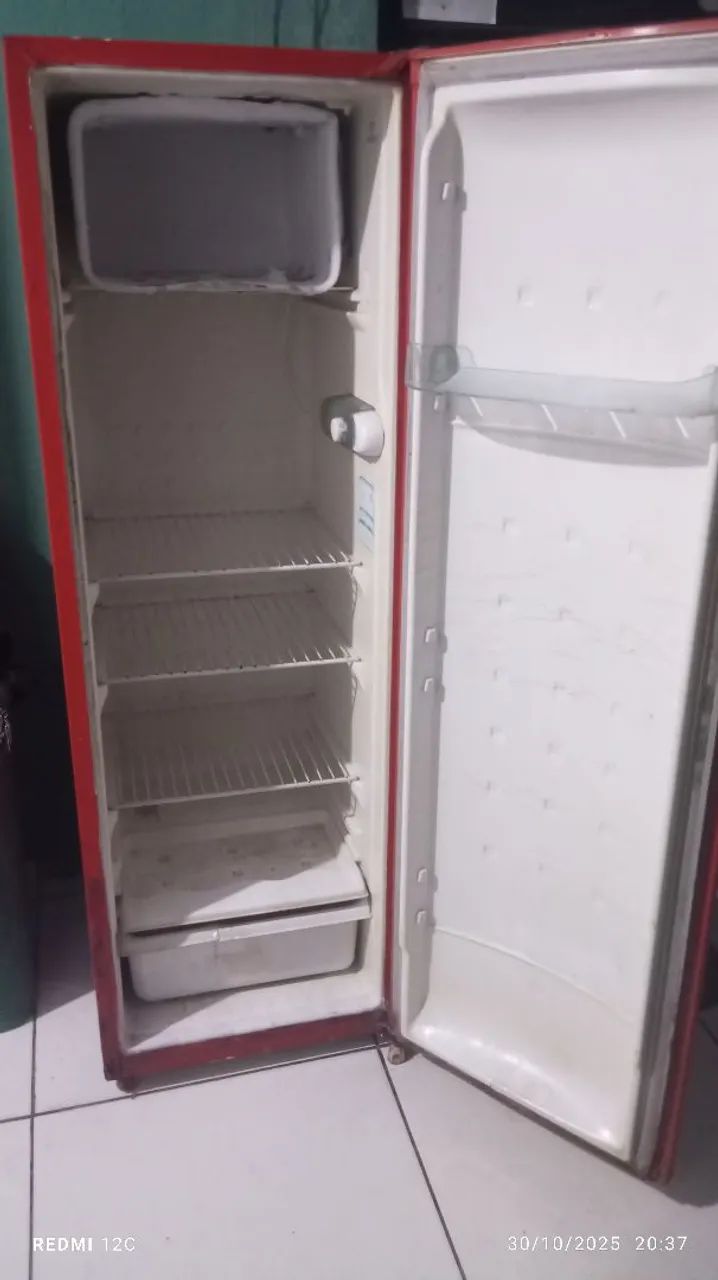 Vendo geladeira  - Foto 4