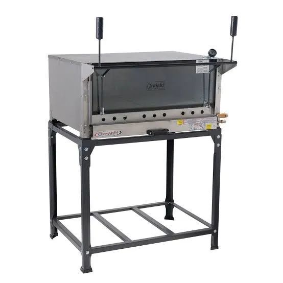 Vendo um forno de pizza refratário a gás mais uma frizerr 309 litros  forno novo e o frize
