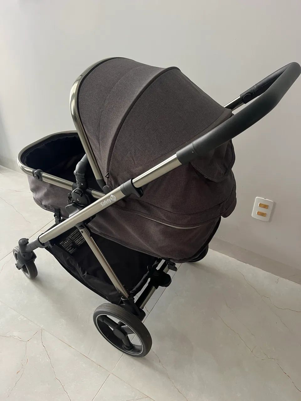 Travel System Safety 1st, Discover Trio, com Isofix, 0 a 15kg, Grey Chrome - Foto 2