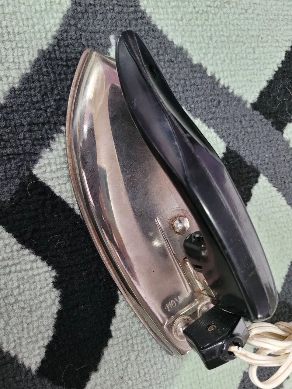 Ferro de passar antigo  - Foto 3