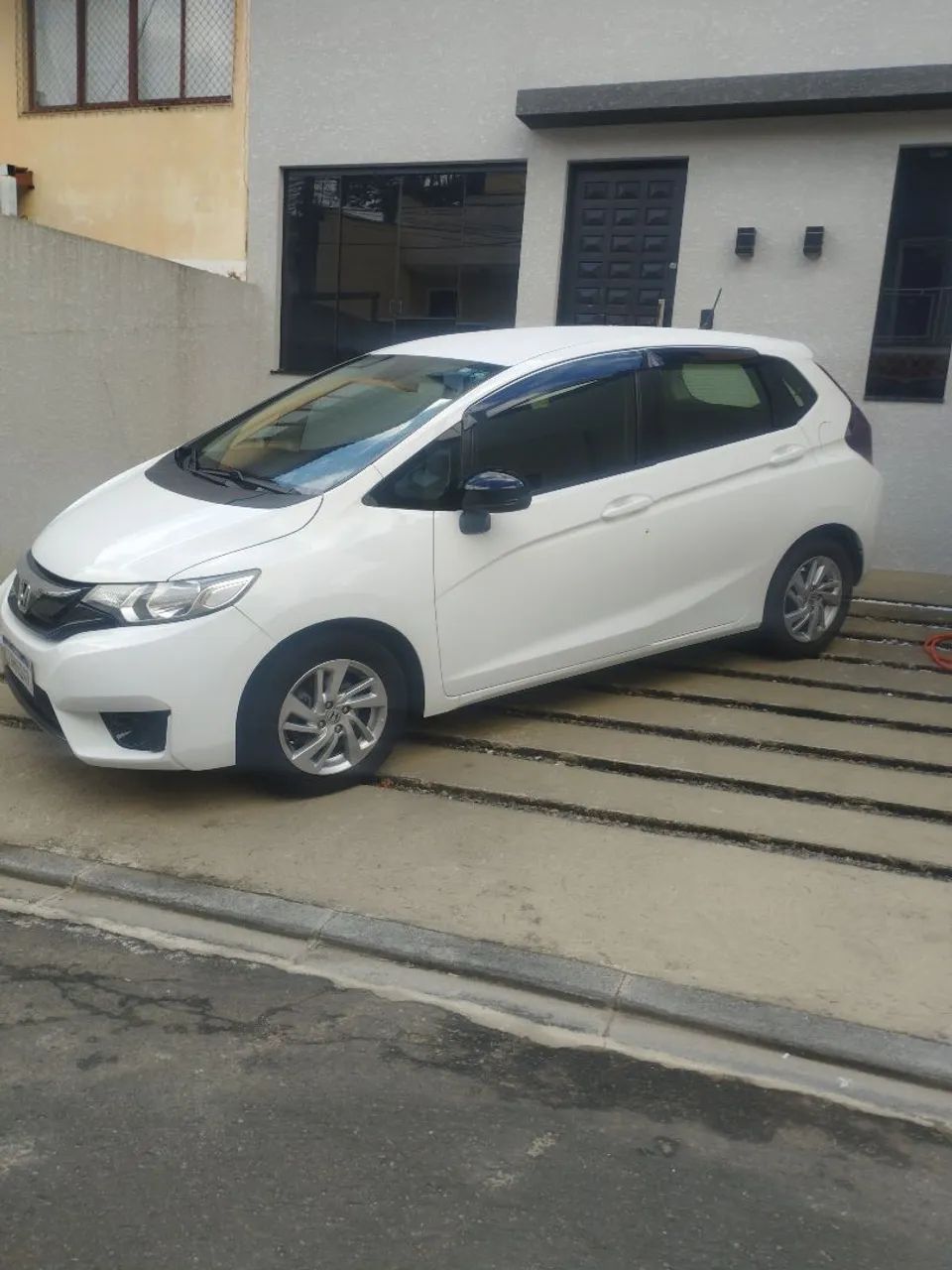 Honda Fit 2015 branco. - Foto 3