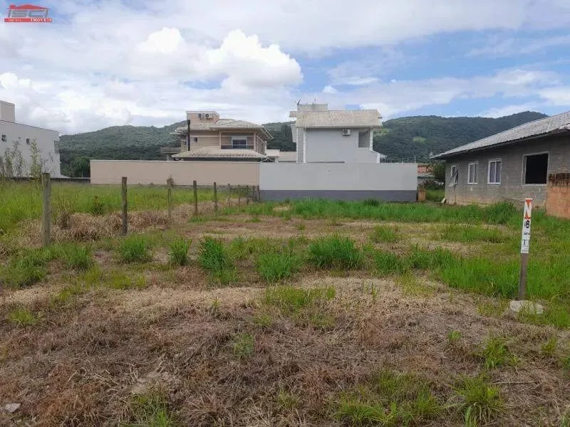 Terreno a venda no loteamento Vila Becker, Santo Amâro da Imperatriz