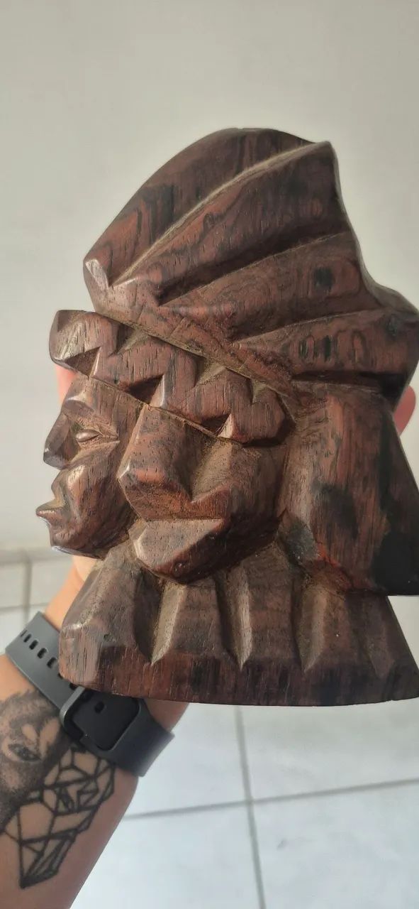 Escultura Rústica em Madeira ? Peça Artesanal Vintage - Foto 3