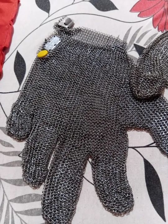 Luva de aço  - Foto 3