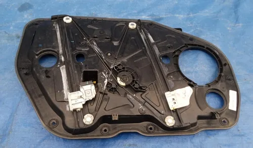 Máquina De Vidro Dianteira Direita Cerato 2014 - 2019