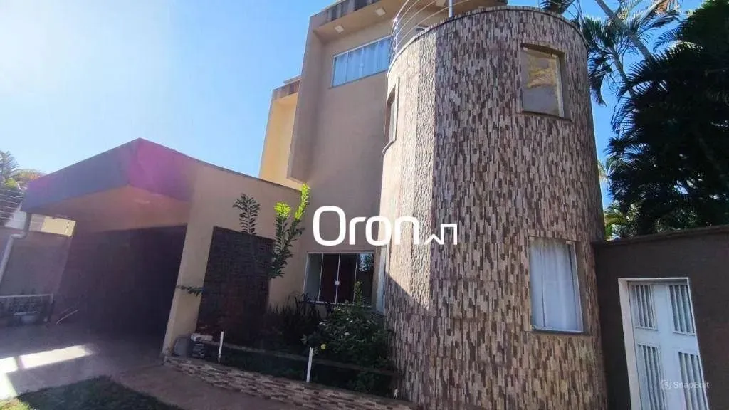 Sobrado com 5 dormitórios à venda, 447 m² por R$ 1.798.000,00 - Setor Jaó - Goiânia/GO