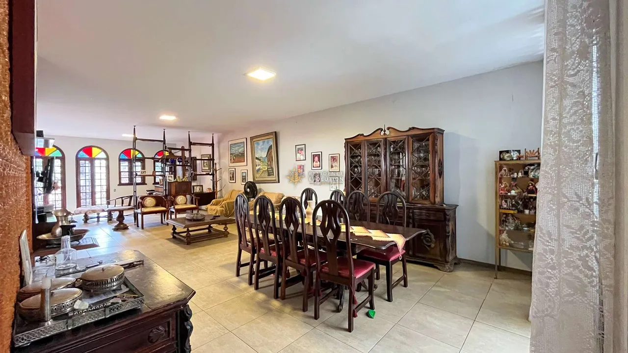 Casa, 7 quartos, 2 suites, 8 vagas