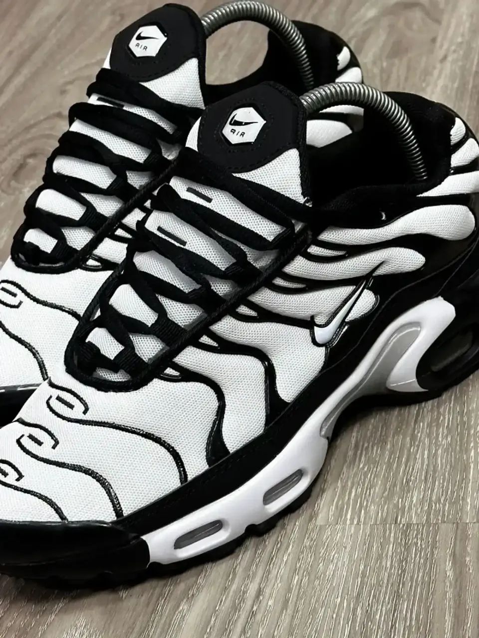 Tênis Nike Air Max Plus TN Oreo Importado - Foto 2