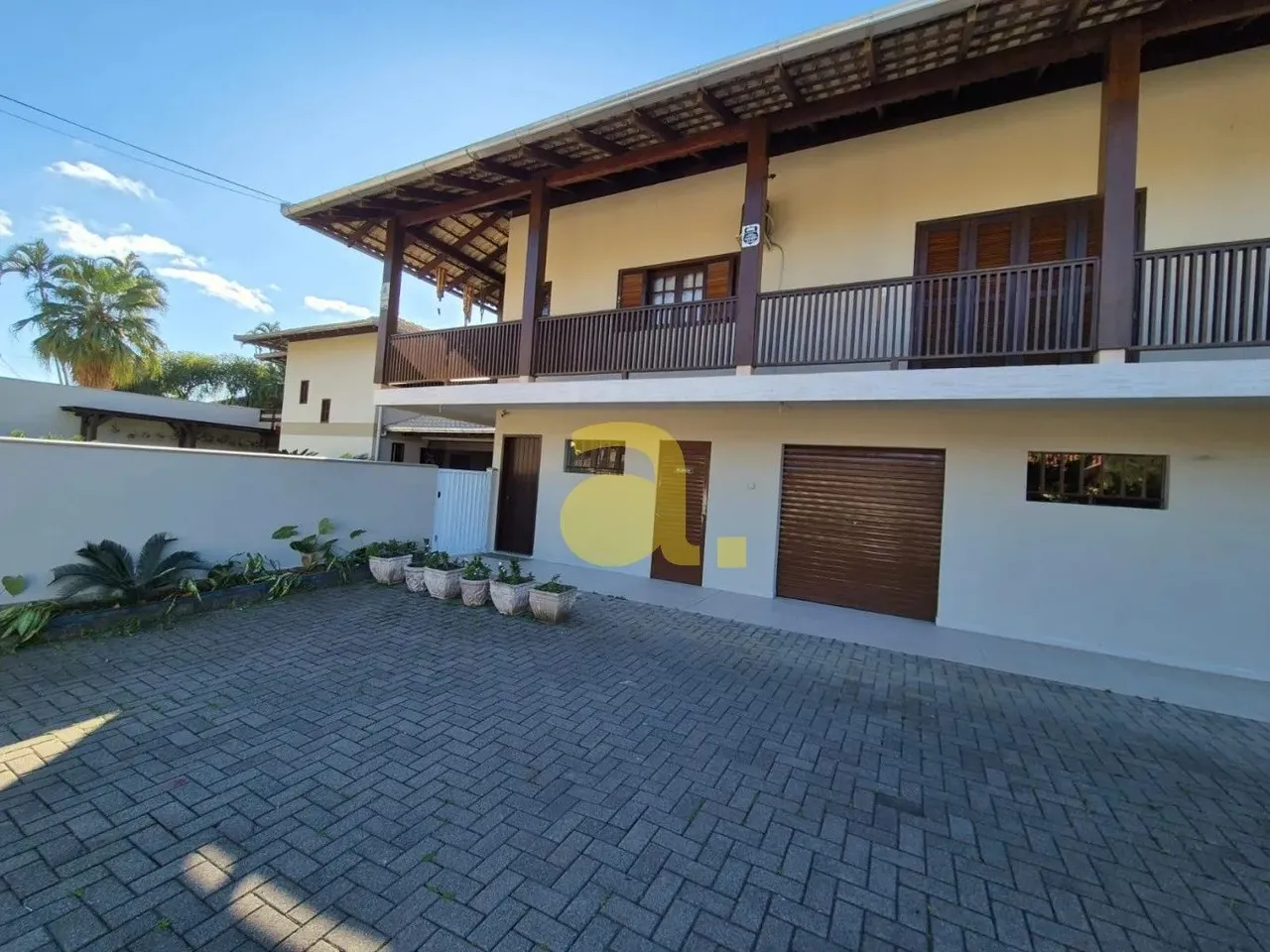 Ampla sala comercial na Velha com 100m²